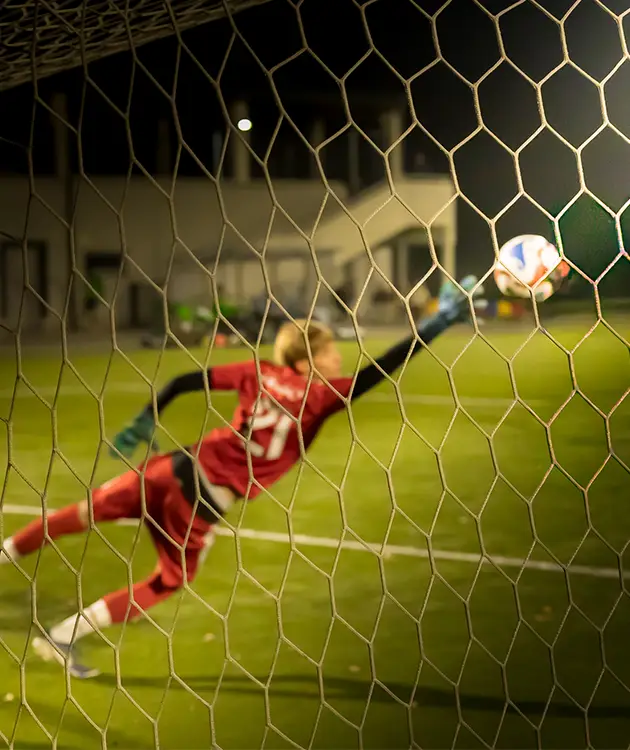 Trening piłkarski dla dzieci w szkółce LFA Football Academy”